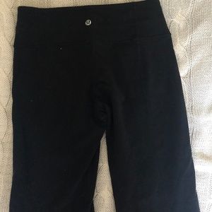 LULULEMON REVERSIBLE FLARE LEGGINGS SIZE 4 (S)